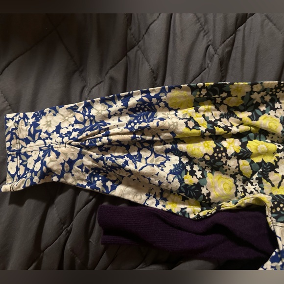 B2G1Free From Vermont Floral Blouse w/Balloon Sleeves Cinched Cuff    Size S - Picture 3 of 4